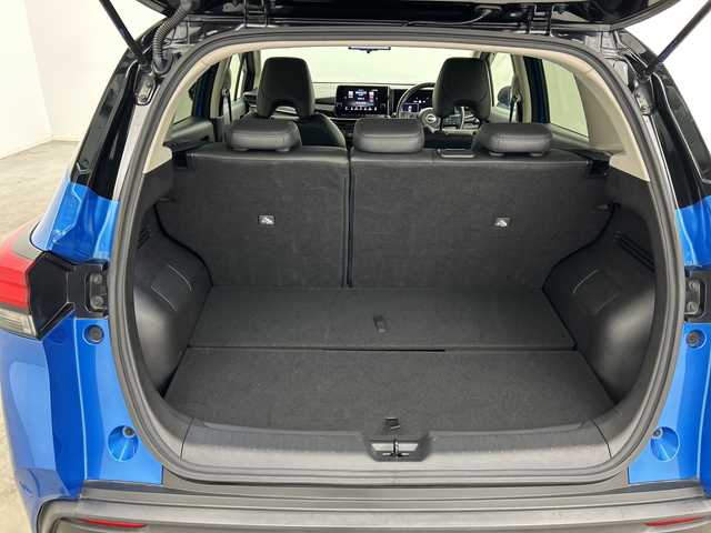 日産 ノート X 三重県 2020(令2)年 3.4万km ビビットブルー / スーパーブラック 2トーン /禁煙車//純正9インチMOPナビ//アラウンドビューモニター//純正OP本革シート//ワイヤレス充電//プロパイロット//エマージェンシーブレーキ//衝突軽減ブレーキ//レーンキープアシスト//レーダークルーズコントロール//ブラインドスポットモニター//オートハイビーム//純正ビルトインETC2.0//インテリジェントスマートルームミラー//前後コーナーセンサー//純正前方ドライブレコーダー//LED//フォグ//ステアリングヒーター