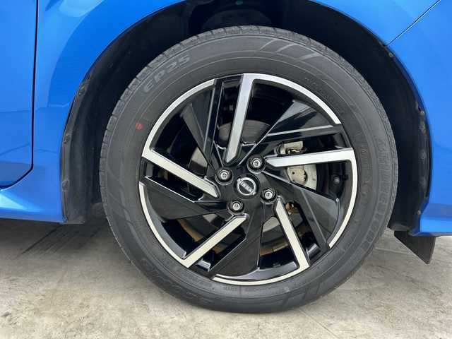 日産 ノート X 三重県 2020(令2)年 3.4万km ビビットブルー / スーパーブラック 2トーン /禁煙車//純正9インチMOPナビ//アラウンドビューモニター//純正OP本革シート//ワイヤレス充電//プロパイロット//エマージェンシーブレーキ//衝突軽減ブレーキ//レーンキープアシスト//レーダークルーズコントロール//ブラインドスポットモニター//オートハイビーム//純正ビルトインETC2.0//インテリジェントスマートルームミラー//前後コーナーセンサー//純正前方ドライブレコーダー//LED//フォグ//ステアリングヒーター