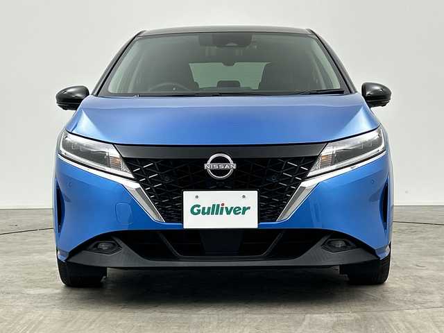 日産 ノート X 三重県 2020(令2)年 3.4万km ビビットブルー / スーパーブラック 2トーン /禁煙車//純正9インチMOPナビ//アラウンドビューモニター//純正OP本革シート//ワイヤレス充電//プロパイロット//エマージェンシーブレーキ//衝突軽減ブレーキ//レーンキープアシスト//レーダークルーズコントロール//ブラインドスポットモニター//オートハイビーム//純正ビルトインETC2.0//インテリジェントスマートルームミラー//前後コーナーセンサー//純正前方ドライブレコーダー//LED//フォグ//ステアリングヒーター
