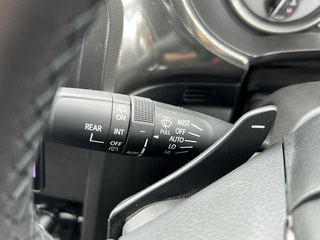 スズキ エスクード 富山県 2022(令4)年 1.9万km クールホワイトパール 禁煙／４WD/衝突軽減ブレーキ／レーンアシスト／レーダークルーズコントロール／社外ナビ／ＴＶ／バックカメラ／ＥＴＣ／シートヒーター/アイドリングストップ