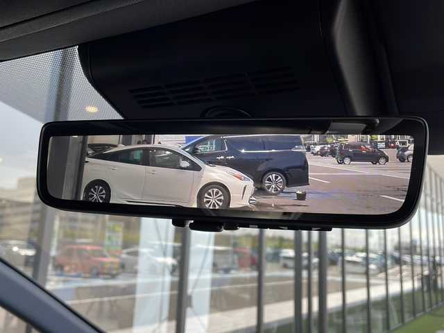トヨタ アルファードハイブリット Z 愛知県 2024(令6)年 0.4万km プラチナホワイトパールマイカ 衝突軽減システム/純正１４型ディスプレイオーディオ（ナビあり）/フリップダウンモニター/三眼LEDヘッドライト/全方位カメラ/両側パワースライドドア/レーダークルーズコントロール/シートヒーター/エアシート/フルセグ/Bluetooth/バックカメラ/電動リアゲート/パワーシート/ヘッドアップディスプレイ/コーナーセンサー/純正アルミホイール/ＥＴＣ２．０/ブラインドスポットモニター/ステアリングヒーター/インテリジェントミラー/リアオートエアコン/オートマチックハイビーム/置くだけ充電器/ステアリングスイッチ/スマートキー/プッシュスタート