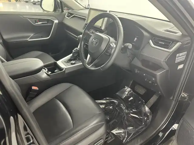 トヨタ ＲＡＶ４ ハイブリッドG 埼玉県 2021(令3)年 4.2万km アティチュードブラックマイカ 純正９型ナビ　フルセグ　ＨＤＭＩ　ＢＴ　モデリスタエアロ　置くだけ充電　バックカメラ　Ｄ席シートヒーター　Ｄ席パワーシート　アダプティブクルーズコントロール　前後ドライブレコーダー　ビルトインＥＴＣ