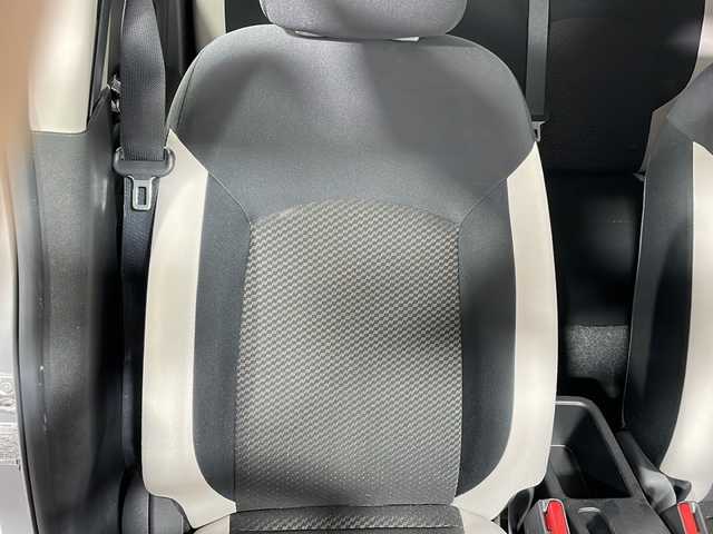 日産 ノート e－パワー X Vセレクション 広島県 2020(令2)年 4.5万km ブリリアントシルバー 禁煙/社外ナビ/インテリジェントアラウンドビューモニター/インテリジェントルームミラー/インテリジェントエマージェンシーブレーキ/車線逸脱警報/踏み間違い防止/ハイビームアシスト/フロント/バックソナー/LEDヘッドランプ/オートライト/純正15インチアルミホイール/ドライブレコーダー/スマートキー/ETC