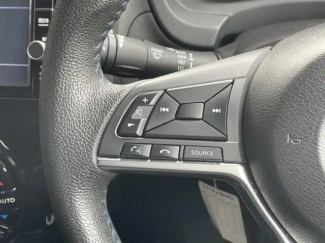 日産 ノート e－パワーオーテック 東京都 2018(平30)年 8.3万km ダークメタルグレー 純正ナビ/バックモニター/エマージェンシーブレーキ/車線逸脱警報/ETC/ドライブレコーダー/車両検知警報/横滑り防止措置/スマートキー/プッシュスタート/オートエアコン/ステアリングスイッチ