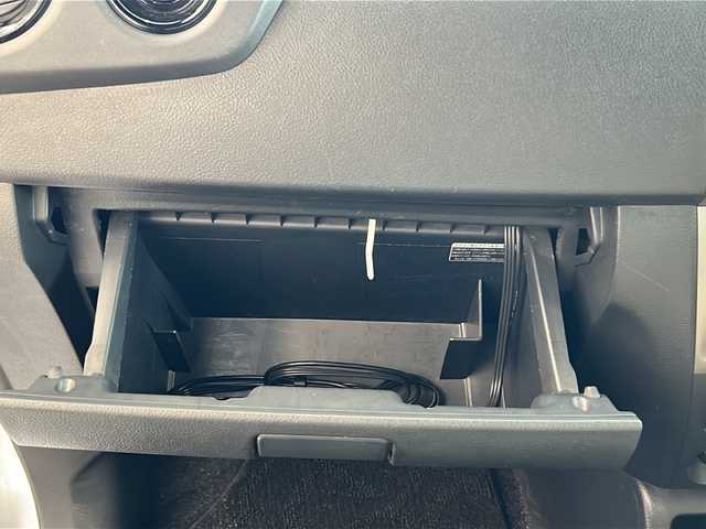 トヨタ ｂＢ S Xバージョン 岐阜県 2006(平18)年 16.9万km ブライトシルバーM 社外ナビゲーション/Bluetooth/フルセグ視聴/ETC/キーレス/ハロゲンライト/シートカバー/革巻きステアリング/純正鉄チン積み込み