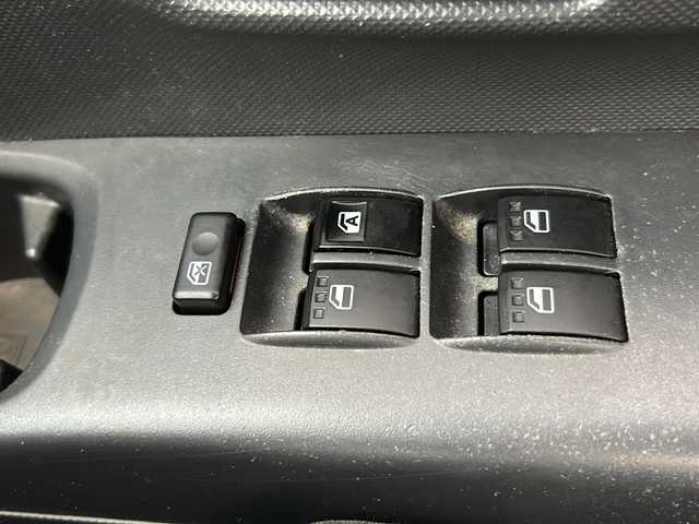 トヨタ ｂＢ S Xバージョン 岐阜県 2006(平18)年 16.9万km ブライトシルバーM 社外ナビゲーション/Bluetooth/フルセグ視聴/ETC/キーレス/ハロゲンライト/シートカバー/革巻きステアリング/純正鉄チン積み込み