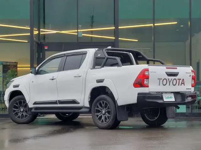 トヨタ ハイラックス Z GRスポーツ 東京都 2023(令5)年 1.9万km スーパーホワイトⅡ 純正ディスプレイオーディオ/パノラミックビューモニター/ETC2.0/ドライブレコーダー/ハーフレザーシート/プリクラッシュセーフティ/レーンディパーチャーアラート/コーナーセンサー/レーダークルーズコントロール/パドルシフト/LEDヘッドライト/オートライト/スマートキー