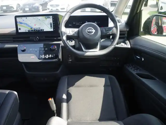 日産 セレナ ハイウェイスター V 千葉県 2023(令5)年 5.3万km ダイヤモンドブラック エマージェンシーブレーキ/ハンズフリー両側パワースライドドア/インテリジェントルームミラー/純正コネクトナビ/地デジTV/【Bluetooth接続】/アラウンドビューモニター/革巻きステアリング/ステアリングスイッチ/ETC（2.0）/LEDヘッドライト/フォグライト/ウインカーミラー/純正16インチアルミホイル/サイド/カーテンエアバッグ/インテリジェントキー