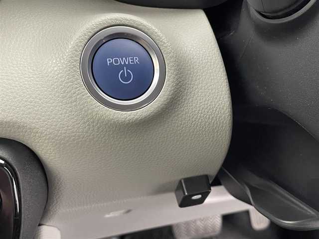 トヨタ ヤリス ハイブリッド Z 富山県 2020(令2)年 1.2万km アバンギャルドブロンズメタリック 純正ディスプレイオーディオ（AM/FM/DVD/BT/USB）/バックカメラ/ドライブレコーダー/ETC/シートヒーター/衝突被害軽減システム/レーダークルーズコントロール/レーンキープアシスト/コーナーセンサー/横滑り防止装置/アイドリングストップ/純正フロアマット/オートLEDライト/オートマチックハイビーム/革巻きステアリング/ステアリングスイッチ/スマートキー/スペアキー