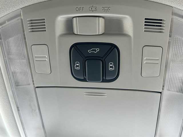 トヨタ アルファード 240S タイプゴールド 岡山県 2013(平25)年 9.6万km ブラック ALPINE9インチナビ/フルセグTV、CD、DVD、AM、FM/Bluetooth、/バックカメラ/パワーバックドア/両側パワースライドドア/前後ドライブレコーダー/GPSレーダー/ビルトインETC/クルーズコントロール/ハーフレザーシート/オットマン/前後コーナーセンサー