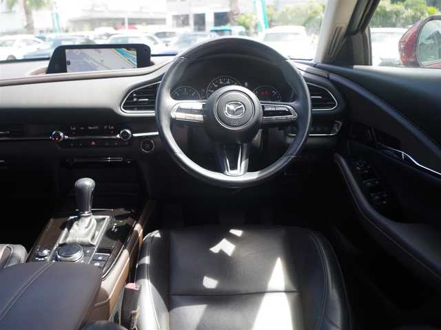 マツダ ＣＸ－３０ XD Lパッケージ 千葉県 2019(令1)年 4.2万km ソウルレッドクリスタルM i-ACTIVSENSE/・スマートブレーキサポート/・ブラインドスポットモニタリング/・レーンキープ・アシスト・システム/・レーダークルーズコントロール/アクティブ・ドライビング・ディスプレイ/パワーバックドア/ブラックレザーシート/運転席パワーシート/前席シートヒーター/純正SDナビ/地デジTV/【DVD/CD再生機能　Bluetooth接続】/360°ビュー・モニター/リバース連動ドアミラー（左）/BOSE/革巻きステアリング/ステアリングヒーター/ステアリングスイッチ/LEDヘッドライト/コーナーセンサー/純正18インチアルミホイル/サイド/カーテンエアバッグ/アドバンストキーレスエントリー