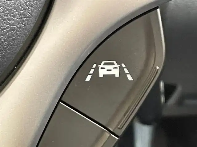 スズキ ワゴンＲ カスタムＺ HYBRID ZX 岩手県 2023(令5)年 0.7万km ピュアホワイトP ４WD/スズキセーフティサポート/デュアルカメラブレーキサポート/車線逸脱抑制機能/誤発進抑制機能/ハイビームアシスト/車両姿勢安定補助システム/リヤパーキングセンサー/横滑り防止装置/アイドリングストップ/シートヒーター/オートエアコン/オートエアコン/LEDヘッドライト/純正14インチアルミホイール/オーディオレス