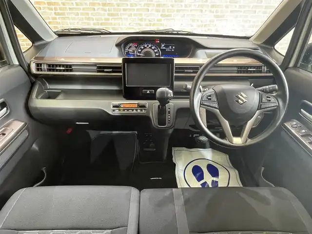 スズキ ワゴンＲ カスタムＺ HYBRID ZX 岩手県 2023(令5)年 0.7万km ピュアホワイトP ４WD/スズキセーフティサポート/デュアルカメラブレーキサポート/車線逸脱抑制機能/誤発進抑制機能/ハイビームアシスト/車両姿勢安定補助システム/リヤパーキングセンサー/横滑り防止装置/アイドリングストップ/シートヒーター/オートエアコン/オートエアコン/LEDヘッドライト/純正14インチアルミホイール/オーディオレス