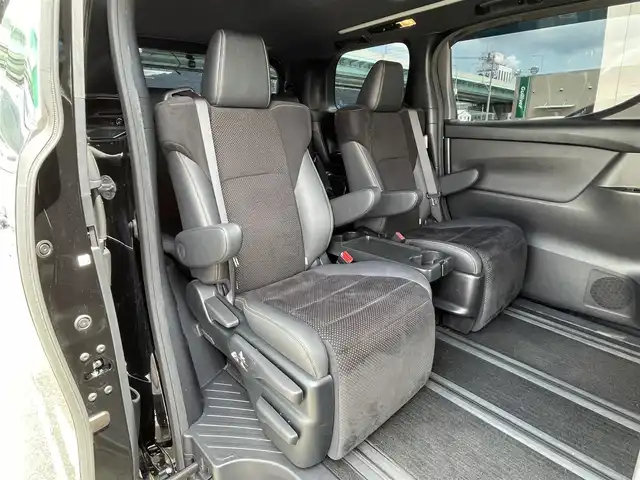 トヨタ ヴェルファイア ゴールデンアイズⅡ 福岡県 2022(令4)年 2.2万km ブラック 純正9型HDDナビ(フルセグTV/BT)バックモニタWサンルーフトヨタセーフティセンス両側パワースライドドアレーダークルコン前後ドラレコETC2.0デジタルインナーミラーUSB純正フロアマット三眼LEDヘッドライト純正アルミホイールプッシュスタートスマートキースペアキー