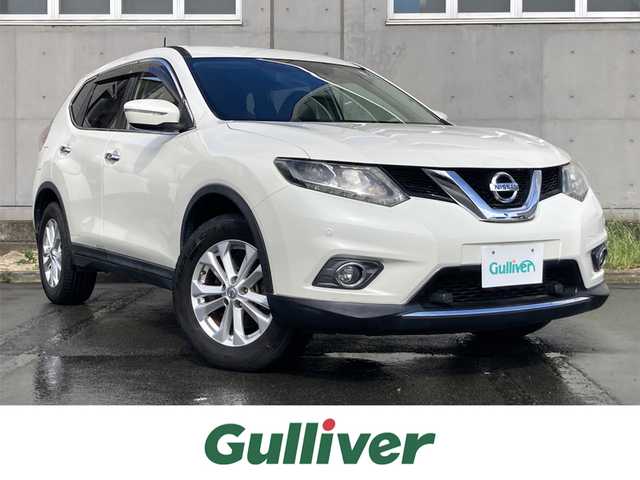 日産 エクストレイル 20X エマージェンシーブレーキ 静岡県 2015(平27)年 5.7万km ブリリアントホワイトパール エマージェンシーブレーキ/純正SDナビ(MP315D-W)/　AM FM CD DVD Bluetooth MSV/ビルトインETC/バックモニター/LEDオートヘッドランプ/シートヒーター(前席)/前後方クリアランスソナー/純正17インチアルミホイール/スマートキー＆プッシュスタート/アイドリングストップ/撥水カプロンシート/後席フリップダウンモニター/フルセグTV