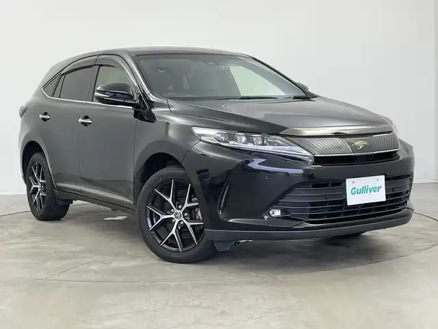 トヨタ ハリアー プレミアム スタイルノアール 新潟県 2020(令2)年 6.3万km ブラックマイカ 禁煙車/三眼LEDオートヘッドライト/ALPINE10インチナビ/（BT/FM/AM/フルセグTV/DVD）/全周囲カメラ/ステアリングスイッチ/ハーフレザーシート/パワーシート/ドライブレコーダー/電動リアゲート/電格ミラー/ウィンカーミラー