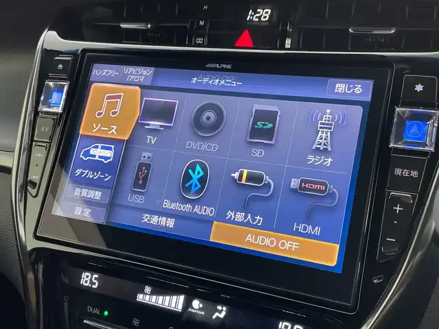 トヨタ ハリアー プレミアム スタイルノアール 新潟県 2020(令2)年 6.3万km ブラックマイカ 禁煙車/三眼LEDオートヘッドライト/ALPINE10インチナビ/（BT/FM/AM/フルセグTV/DVD）/全周囲カメラ/ステアリングスイッチ/ハーフレザーシート/パワーシート/ドライブレコーダー/電動リアゲート/電格ミラー/ウィンカーミラー