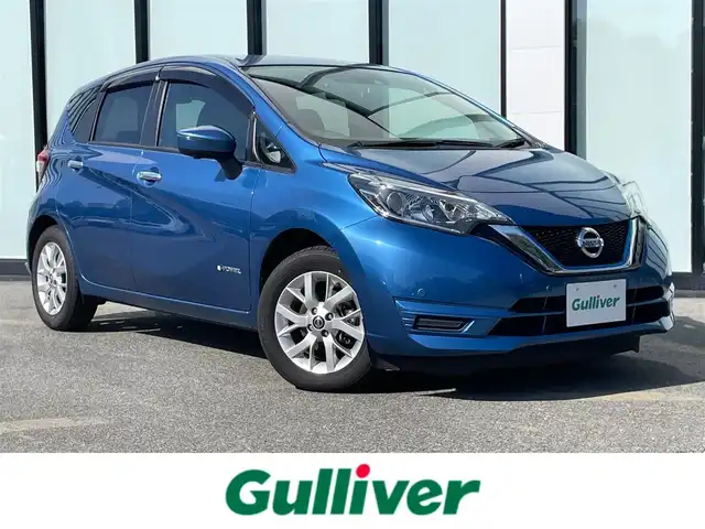 日産 ノート e－パワー X Vセレクション 大阪府 2020(令2)年 2.6万km シャイニングブルー 全方位カメラ　/社外ナビ　/アルパインナビ　/追従型クルーズコントロール　/ＥＴＣ　/Ｂｌｕｅｔｏｏｔｈ　/ミュージックプレーヤー　/ミュージックサーバー/純正マット　/前後ドライブレコーダー　/レーンアシスト　/CD/DVD再生機能あり