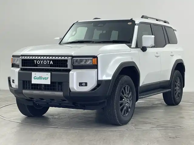 トヨタ ランドクルーザー ２５０ VX 群馬県 2024(令6)年 0.9万km プラチナホワイトパールマイカ サンルーフ　純正１２．３型ナビ　全周囲カメラ　アダプティブクルーズコントロール　衝突被害軽減ブレーキ　シートベンチレーション　シートヒーター　パワーシート　電動リアゲート　ＥＴＣ２．０　禁煙車