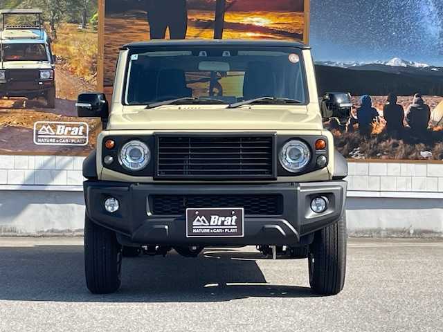 スズキ ジムニー ノマド FC 愛知県 2025(令7)年 0.3万km ベージュⅡ ＤＡＭＤリトルＤグリル　/シートヒーター　/純正アルミホイール /ＬＥＤヘッドライト　/ハイビームアシスト　/アダプティブクルーズコントロール　/後退時ブレーキサポート　/プッシュスタート　/スマートキー