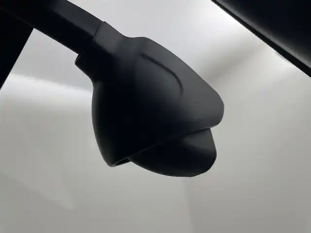 ホンダ ヴェゼル ハイブリッド e:HEV Z 茨城県 2022(令4)年 3.2万km クリスタルブラックパール 純正9型ナビ/バックカメラ/フルセグ/衝突被害軽減ブレーキ/車線逸脱抑制装置/レーダークルーズコントロール/オートマチックハイビーム/クリアランスソナー/BSM/ETC2.0/パワーバックドア/ドラレコ/シートヒーター/純正18 インチAW/LEDヘッドライト/スマートキー