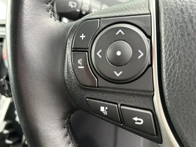 トヨタ ヴォクシー ZS 煌Ⅲ 香川県 2021(令3)年 2.6万km ブラック トヨタセーフティーセンス/・プリクラッシュ（衝突軽減）/・LDA（車線逸脱警報）/純正9インチSDナビ/純正12インチフリップダウン/両側電動スライドドア/ハーフレザーシート/革巻きステアリング/ステアリングリモコン/クルーズコントロール/前席USBポート/リアロールサンシェード/LEDヘッドライト/LEDフォグライト/ビルトインETC/純正16インチアルミ/スマートキー/プッシュスタート