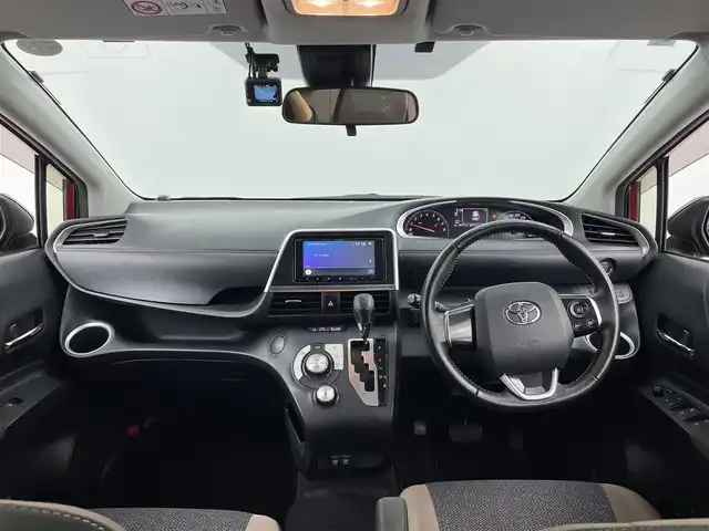 トヨタ シエンタ G グランパー 大分県 2020(令2)年 5万km センシュアルレッドマイカ 社外SDナビ/（フルセグ/CD/DVD/Bluetooth）/フリップダウンモニター/衝突軽減ブレーキ/レーンディパーチャアシスト/オートハイビーム/前後ドライブレコーダー/バックカメラ/ETC/両側パワースライドドア/プッシュスタート・スマートキー/ヘッドライトレベライザー/USB充電ポート×２/保証書・取扱説明書/スペアキー