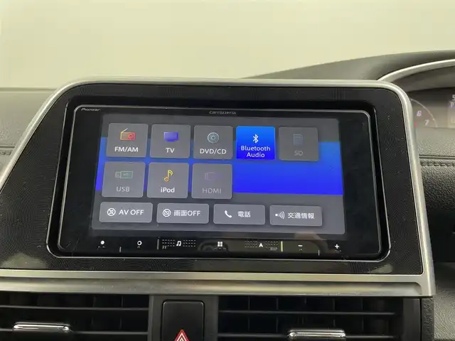 トヨタ シエンタ G グランパー 大分県 2020(令2)年 5万km センシュアルレッドマイカ 社外SDナビ/（フルセグ/CD/DVD/Bluetooth）/フリップダウンモニター/衝突軽減ブレーキ/レーンディパーチャアシスト/オートハイビーム/前後ドライブレコーダー/バックカメラ/ETC/両側パワースライドドア/プッシュスタート・スマートキー/ヘッドライトレベライザー/USB充電ポート×２/保証書・取扱説明書/スペアキー