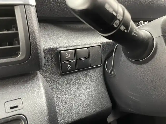 トヨタ シエンタ G グランパー 大分県 2020(令2)年 5万km センシュアルレッドマイカ 社外SDナビ/（フルセグ/CD/DVD/Bluetooth）/フリップダウンモニター/衝突軽減ブレーキ/レーンディパーチャアシスト/オートハイビーム/前後ドライブレコーダー/バックカメラ/ETC/両側パワースライドドア/プッシュスタート・スマートキー/ヘッドライトレベライザー/USB充電ポート×２/保証書・取扱説明書/スペアキー