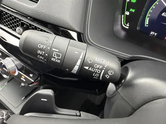 ホンダ シビック e:HEV EX 愛知県 2025(令7)年 0.1千km ソニックグレーパール 登録済未使用車/登録時走行距離13km/パノラマサンルーフ/BOSEサウンドシステム/ホンダコネクト9インチディスプレイ/フルセグTV/Bluetooth/AppleCarPlay/USB/ワイヤレス充電/純正フロアマット/ビルトインETC2.0/純正前後ドライブレコーダー/前席パワーシート/前席シートヒーター/バックカメラ/ホンダセンシング/衝突軽減ブレーキ/パーキングセンサー/踏み間違い防止装置/車線逸脱警報/アダプティブクルーズコントロール/ブラインドスポットモニター/ラゲッジマット/トノカバー