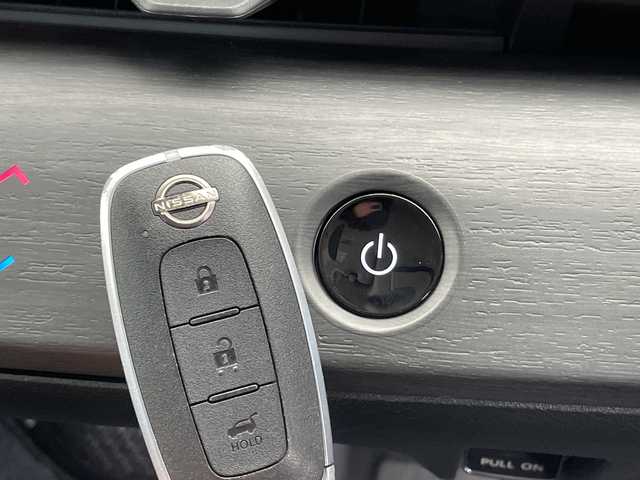 日産 アリア B6 愛知県 2022(令4)年 2.6万km 黒 純正12型ディズプレイオーディオナビ/全方位カメラ/レーダークルーズコントロール/シートヒーター/電動リアゲート/パワーシート/コーナーセンサー/純正アルミホイール/ETC2.0/ブラインドスポットモニター/LEDヘッドライト/インテリジェントミラー/レーンキープアシスト/ワイヤレス充電機/ドライブレコーダー/衝突軽減システム/フルセグ/Bluetooth/ステアリングスイッチ/スマートキー/プッシュスタート