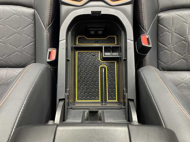 トヨタ ＲＡＶ４ アドベンチャー 秋田県 2019(令1)年 2.3万km アーバンカーキ 4WD/トヨタセーフティセンス/純正SDナビ/　　CD/DVD/BT/HDMI/フルセグ/バックカメラ/LEDオートライト/レーダークルーズコントロール/合皮シート/パワーシート/シートヒーター/ベンチレーション/ステアリングヒーター/純正フロアマット/純正ドライブレコーダー/スマートキー/ETC