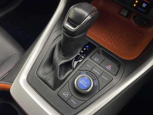 トヨタ ＲＡＶ４ アドベンチャー 秋田県 2019(令1)年 2.3万km アーバンカーキ 4WD/トヨタセーフティセンス/純正SDナビ/　　CD/DVD/BT/HDMI/フルセグ/バックカメラ/LEDオートライト/レーダークルーズコントロール/合皮シート/パワーシート/シートヒーター/ベンチレーション/ステアリングヒーター/純正フロアマット/純正ドライブレコーダー/スマートキー/ETC