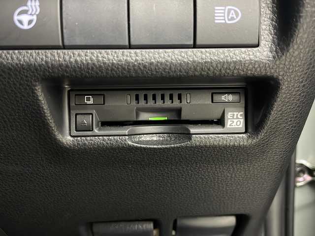 トヨタ ＲＡＶ４ アドベンチャー 秋田県 2019(令1)年 2.3万km アーバンカーキ 4WD/トヨタセーフティセンス/純正SDナビ/　　CD/DVD/BT/HDMI/フルセグ/バックカメラ/LEDオートライト/レーダークルーズコントロール/合皮シート/パワーシート/シートヒーター/ベンチレーション/ステアリングヒーター/純正フロアマット/純正ドライブレコーダー/スマートキー/ETC