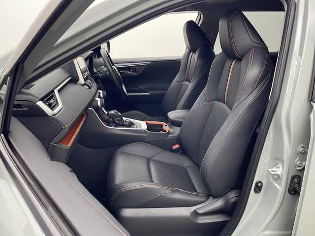 トヨタ ＲＡＶ４ アドベンチャー 秋田県 2019(令1)年 2.3万km アーバンカーキ 4WD/トヨタセーフティセンス/純正SDナビ/　　CD/DVD/BT/HDMI/フルセグ/バックカメラ/LEDオートライト/レーダークルーズコントロール/合皮シート/パワーシート/シートヒーター/ベンチレーション/ステアリングヒーター/純正フロアマット/純正ドライブレコーダー/スマートキー/ETC