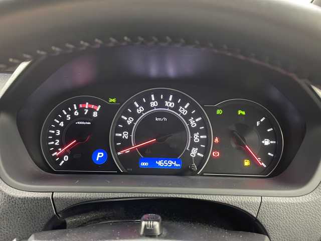 トヨタ ノア Si ダブルバイビーⅡ 兵庫県 2019(平31)年 4.7万km ブラック ・純正10インチナビ（NSZN-Z68T）CD/DVD/Bluetooth/TV/・純正12.1インチフリップダウンモニター/・両側パワースライドドア/・Toyota　Safety　Sense/プリクラッシュセーフティ/レーンディパーチャーアラート/オートマチックハイビーム/・先行車発進告知機能/・パーキングサポートブレーキ/・クルーズコントロール/・純正16インチアルミホイール/・純正フロアマット/・ＬＥＤヘッドライト/・フォグランプ/・オートライト/・社外レーダー探知機/・スマートキー/・プッシュスタート