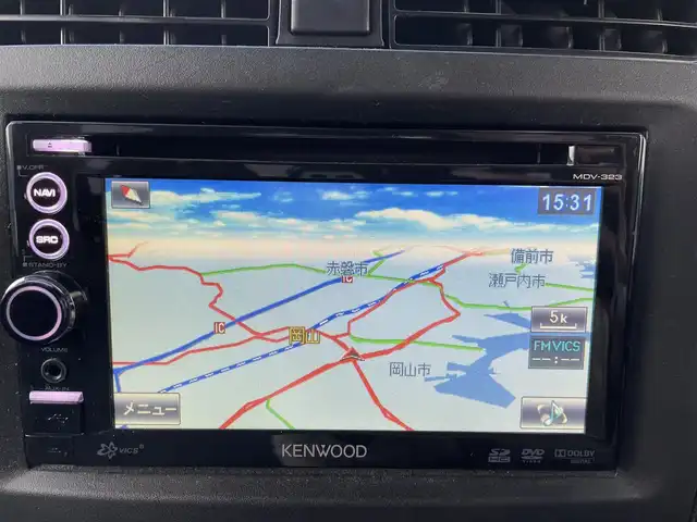 スズキ ジムニー クロスアドベンチャー XC 岡山県 2011(平23)年 7.5万km パールホワイト 登録時走行距離75085ｋｍ/社外メモリナビ/(AM/FM/DISC)/バックカメラ/4WD/ETC/純正フロアマット/純正16インチアルミホイール/革シート/ワンセグTV/運転席シートヒーター/保証書/取扱説明書/スペアキー1本