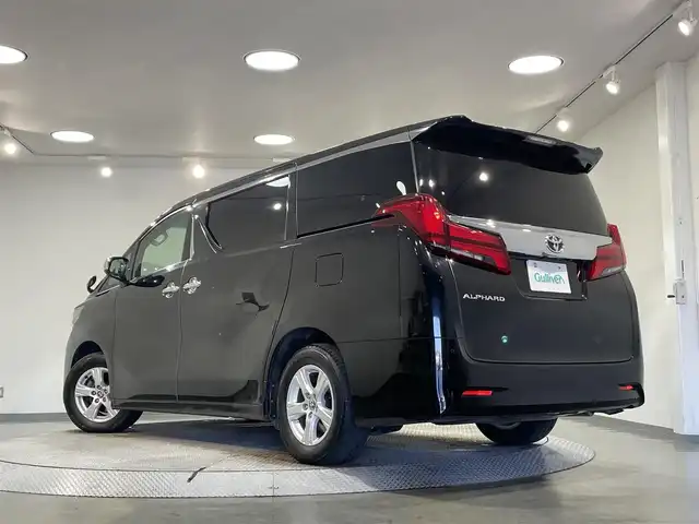 トヨタ アルファード X 愛知県 2020(令2)年 6.5万km ブラック 純正９インチナビ/両側パワースライドドア/レーダークルーズコントロール/衝突軽減ブレーキ/車線逸脱警報/クリアランスソナー/先行車発進告知/電動パーキングブレーキ/ブレーキホールド/バックカメラ/ドライブレコーダー/ビルトインＥＴＣ/アクセサリーソケット/USB入力端子/ＬＥＤヘッドライト/オートハイビーム/ISOFIX/純正16インチアルミホイール