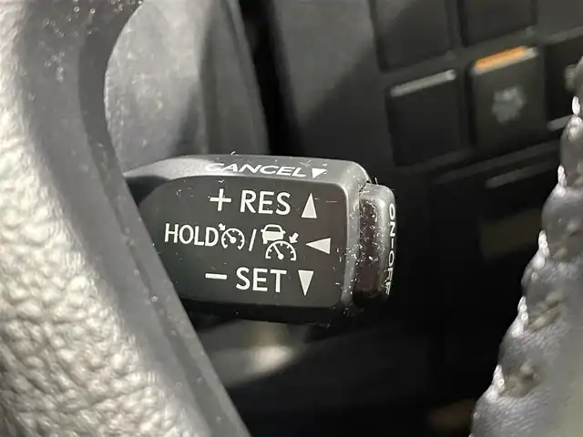 トヨタ アルファード X 愛知県 2020(令2)年 6.5万km ブラック 純正９インチナビ/両側パワースライドドア/レーダークルーズコントロール/衝突軽減ブレーキ/車線逸脱警報/クリアランスソナー/先行車発進告知/電動パーキングブレーキ/ブレーキホールド/バックカメラ/ドライブレコーダー/ビルトインＥＴＣ/アクセサリーソケット/USB入力端子/ＬＥＤヘッドライト/オートハイビーム/ISOFIX/純正16インチアルミホイール