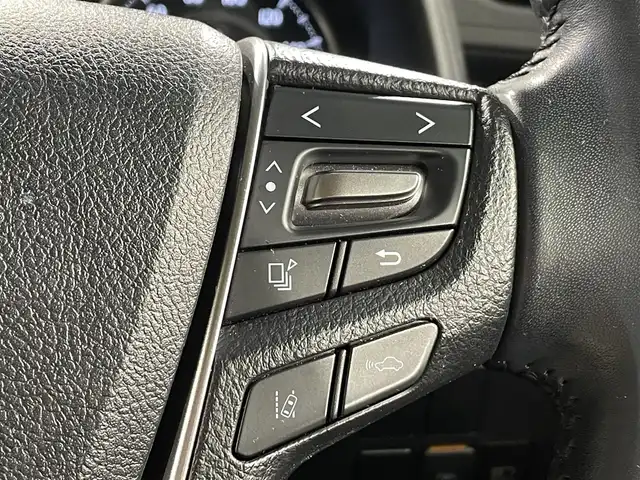 トヨタ アルファード X 愛知県 2020(令2)年 6.5万km ブラック 純正９インチナビ/両側パワースライドドア/レーダークルーズコントロール/衝突軽減ブレーキ/車線逸脱警報/クリアランスソナー/先行車発進告知/電動パーキングブレーキ/ブレーキホールド/バックカメラ/ドライブレコーダー/ビルトインＥＴＣ/アクセサリーソケット/USB入力端子/ＬＥＤヘッドライト/オートハイビーム/ISOFIX/純正16インチアルミホイール