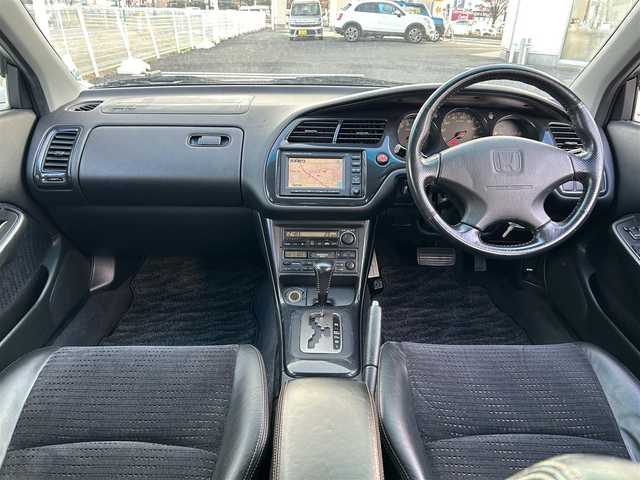 ホンダ アコード ワゴン SiR スポーティア 三重県 2000(平12)年 14.7万km プレミアムホワイトパール 登録時146182km/ワンオーナー/メーカーナビ（ＦＭ／ＡＭ）/禁煙車/スペアキー1本/本革センターアームレスト（オレンジ）/ハーフレザーシート(黒)/純正フロアマット/電格ミラー