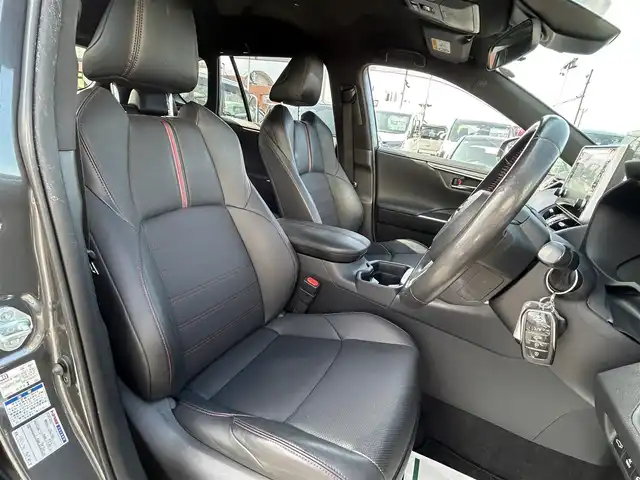 トヨタ ＲＡＶ４ ＰＨＶ G Z 長崎県 2021(令3)年 7.4万km グレーメタリック 純正ディスプレイオーディオ（ナビ/ＡＭ／ＦＭ／フルセグ／ＢＴ）/パノラミックビューモニター/ブラインドスポットモニター/ビルトインETC/レーダークルーズコントロール/全席シートヒーター/前席エアシート/ステアリングヒーター/ステアリングスイッチ/パワーバックドア/パワーシート前席/純正18インチアルミホイール
