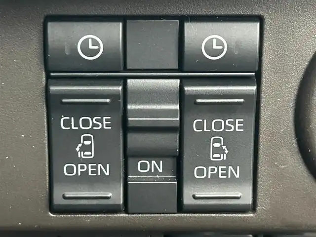 トヨタ ルーミー G－T 岡山県 2021(令3)年 2.1万km パールホワイトⅢ 純正９インチナビ/【Bluetooth/フルセグTV/CD/USB接続】/型番:NSZT-Y68T/パノラミックビューモニター/両側パワースライドドア/衝突軽減ブレーキ/社外ドライブレコーダー（前後）/クルーズコントロール/オートハイビーム/オートライト/ＬＥＤヘッドライト/フォグランプ/ビルトインETC/ドアバイザー/プッシュスタート/スマートキー×2