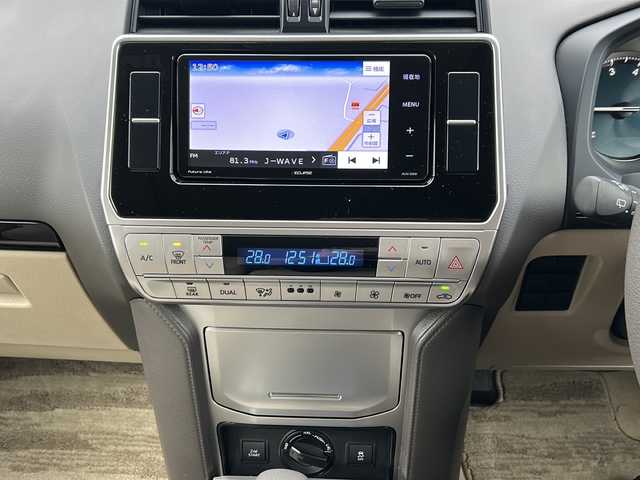 トヨタ ランドクルーザー プラド TX 秋田県 2018(平30)年 3.1万km ホワイトパールクリスタルシャイン 社外メモリナビ/社外BT、CD、DVD/バックカメラ/ドライブレコーダー/純正17インチAW/４WD/保証書、取説