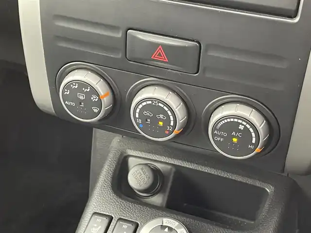 日産 エクストレイル 20X 福井県 2011(平23)年 7万km 青 4WD/ナビ/CD/DVD/TV/横滑り防止/オールモード4×4-iシステム/ダウンヒルアシストコントロール/オートライト/純正ホイール/フォグランプ/ETC