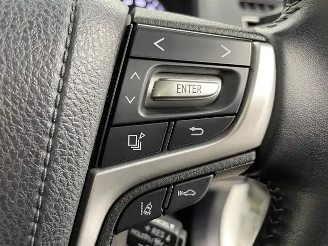 トヨタ ランドクルーザー プラド TX Lパッケージ マットブラED 富山県 2023(令5)年 2.2万km ホワイトパールクリスタルシャイン サンルーフ/社外ナビ（AM/FM/BT/フルセグ）/バックカメラ/ドライブレコーダー/ETC/レザーシート/D/N席パワーシート/D/N席シートヒーター/D/N席シートベンチレーション/衝突被害軽減システム/レーダークルーズコントロール/レーンキープアシスト/コーナーセンサー/横滑り防止装置/純正アルミホイール/社外フロアマット/オートLEDライト/オートマチックハイビーム/フォグライト/革巻きステアリング/ステアリングスイッチ/スマートキー