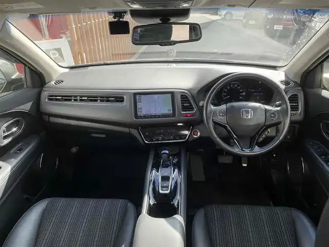 ホンダ ヴェゼル ハイブリッド Z 千葉県 2014(平26)年 9.8万km ルーセブラックM 【(株)IDOMが運営する【じしゃロン八千代店】の自社ローン対象車両になります。こちらは現金ご利用時の価格です。自社ローンご希望の方は別途その旨お申付け下さい。】/純正ナビ/バックカメラ/両側パワースライドドア/衝突軽減システム/クルーズコントロール/LEDヘッドライト