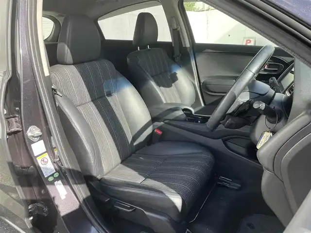 ホンダ ヴェゼル ハイブリッド Z 千葉県 2014(平26)年 9.8万km ルーセブラックM 【(株)IDOMが運営する【じしゃロン八千代店】の自社ローン対象車両になります。こちらは現金ご利用時の価格です。自社ローンご希望の方は別途その旨お申付け下さい。】/純正ナビ/バックカメラ/両側パワースライドドア/衝突軽減システム/クルーズコントロール/LEDヘッドライト