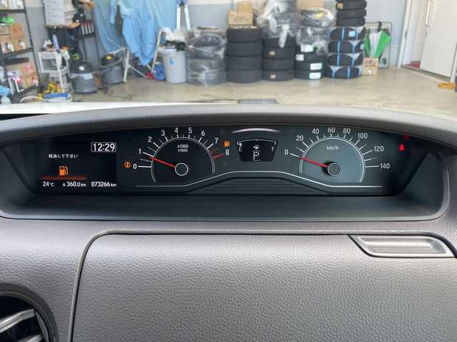 ホンダ Ｎ ＢＯＸ 富山県 2018(平30)年 7.4万km プレミアムホワイトパールⅡ 社外８型メモリナビゲーション/型番：AVIC-RL901/【CD/DVD/BT/AUX/フルセグTV】/バックカメラ/ビルトインＥＴＣ　/ドライブレコーダー　/スマートキー一体型純正エンジンスターター　/パワースライドドア　/革調シートカバー　/ＬＥＤヘッドライト　/前席シートヒーター/純正フロアマット