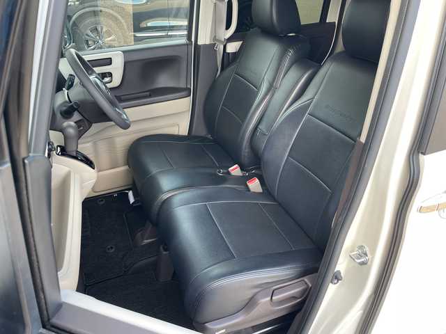 ホンダ Ｎ ＢＯＸ 富山県 2018(平30)年 7.4万km プレミアムホワイトパールⅡ 社外８型メモリナビゲーション/型番：AVIC-RL901/【CD/DVD/BT/AUX/フルセグTV】/バックカメラ/ビルトインＥＴＣ　/ドライブレコーダー　/スマートキー一体型純正エンジンスターター　/パワースライドドア　/革調シートカバー　/ＬＥＤヘッドライト　/前席シートヒーター/純正フロアマット